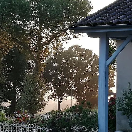 Charmant Studio 25 M² Avec Mezzanine Et Piscine * Tilh