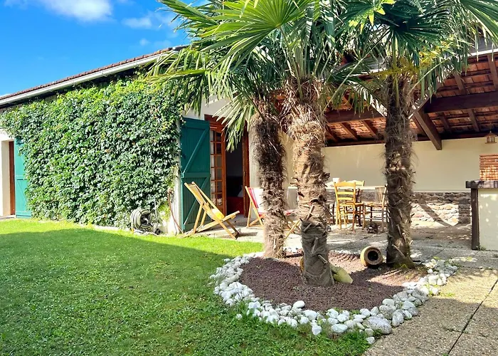 25 M² Avec Mezzanine Et Piscine Дом отдыха Tilh